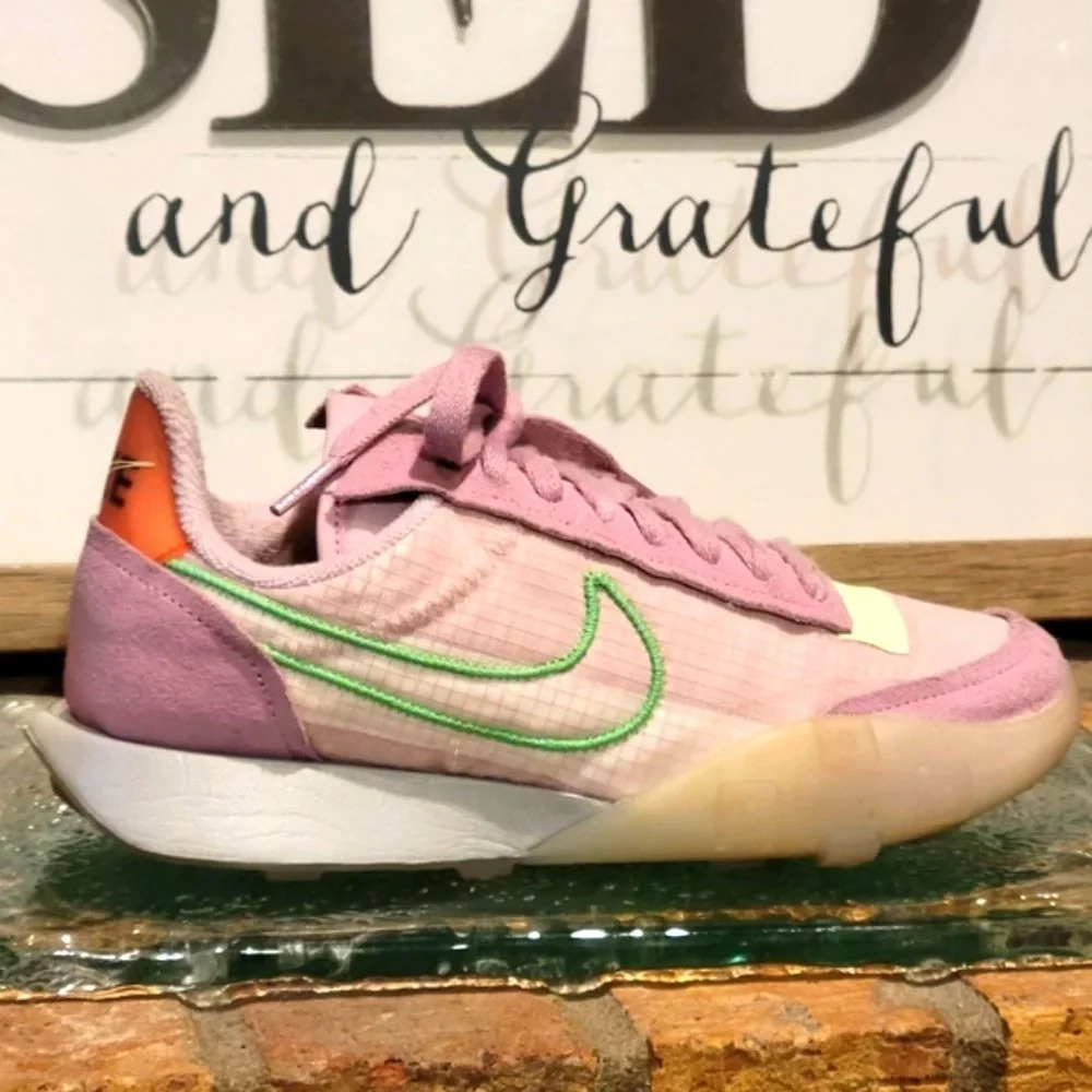 Nike Waffle Racer 2X Pink Green Wmns Sz 6 #CK6647 601
